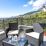 Apartment Maslina Residence J