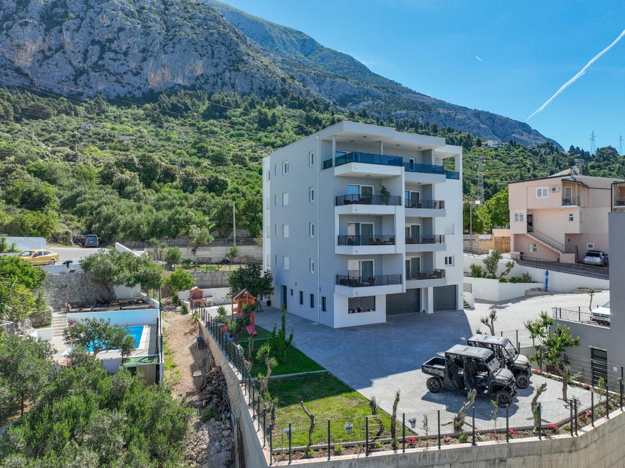 Apartment Maslina J